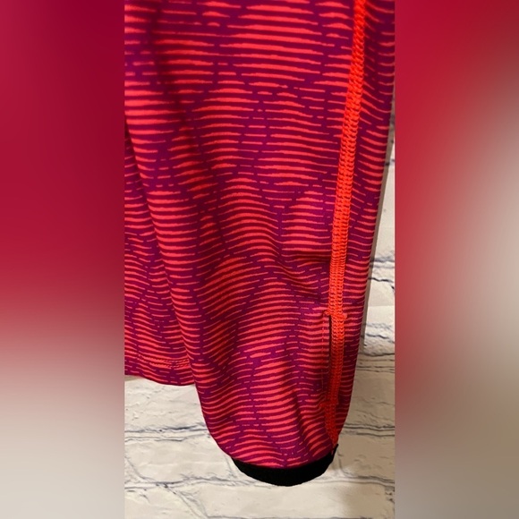 Girl's NIKE PRO DRI-FIT Hyper warm Pink Long Sleeved Shirt Size Small Large - Picture 5 of 8